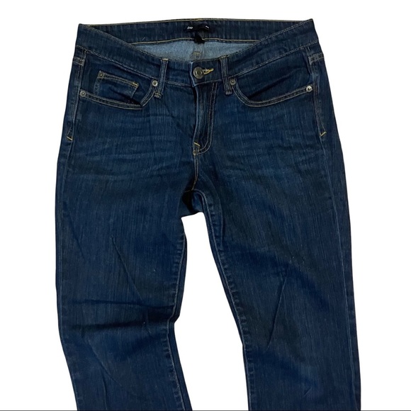 GAP Women’s Dark Wash 6/28A Straight Leg Mid Rise Blue Denim Jeans - Picture 2 of 9